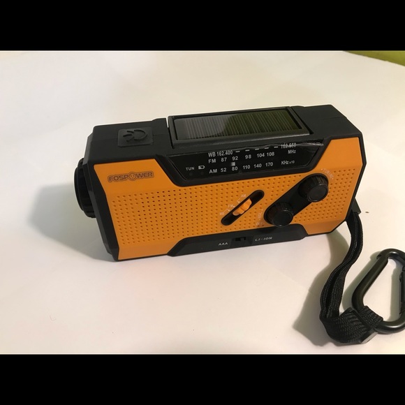Power BankEmergency Solar Hand Crank Radio - Power Bank AM/FM/WB Weather Radio - Picture 2 of 10